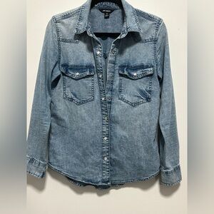 Joe Fresh Distressed Stretch Blue Denim Snaps Western Cut Jean Shirt Jacket S